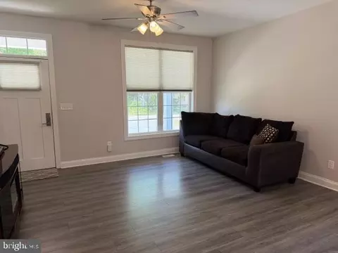 Living - 209 3rd St, Crumpton, MD 21628 photo 3 of 3