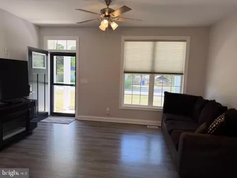 Living - 209 3rd St, Crumpton, MD 21628 photo 1 of 3