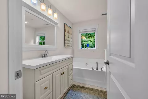 Bath - 321 Front St, Crumpton, MD 21628 photo 2 of 4