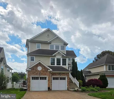 1719 Harbor Dr, Chester, MD 21619