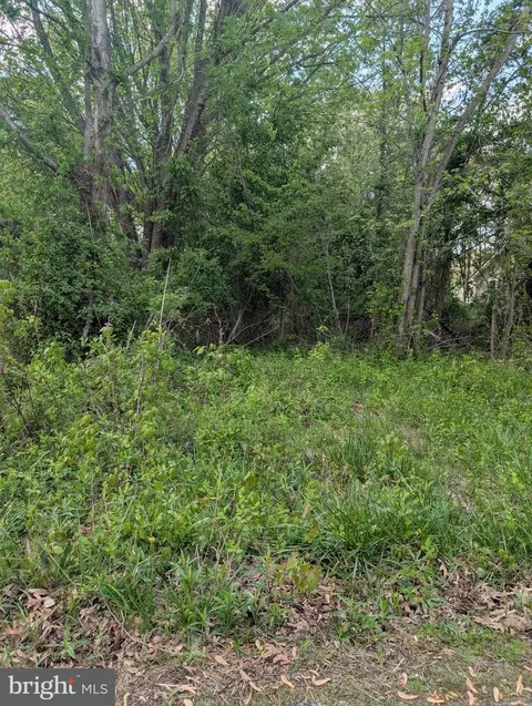 128 Long Point Rd, Stevensville, MD 21666