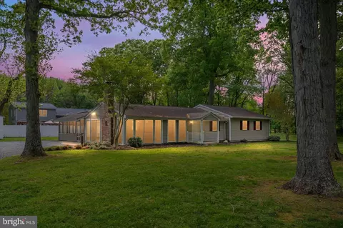 216 La Gorce Dr, Stevensville, MD 21666