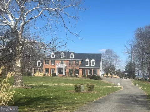 1810 Love Point Rd, Stevensville, MD 21666