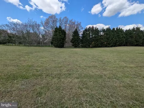 136 Condor Ct, Church Hill, MD 21623