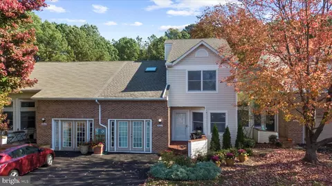 5011 Bridgepointe Dr, Chester, MD 21619