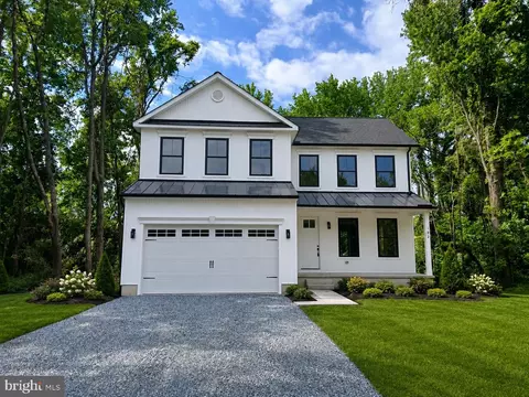 102 Lagorce Dr, Stevensville, MD 21666