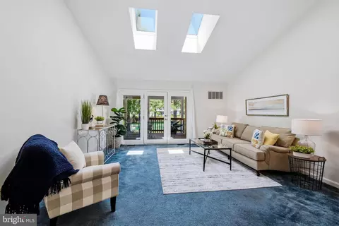 7013 Bridgepointe Dr, Chester, MD 21619