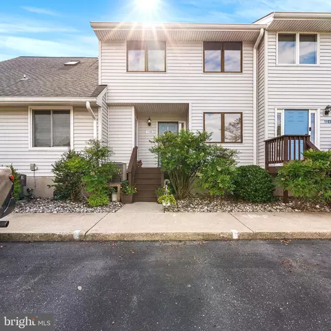 1102 Marion Quimby Dr, Stevensville, MD 21666