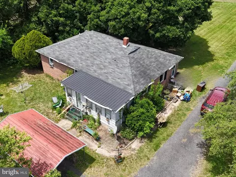 1904 Pondtown Rd, Chestertown, MD 21620