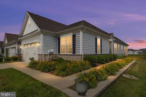 521 Moorings Cir #245, Stevensville, MD 21666