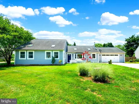 206 Anchor Ln, Chester, MD 21619