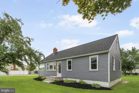 801 Chester River Dr, Grasonville, MD 21638