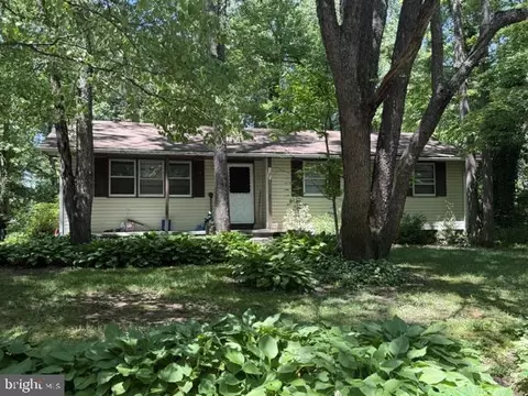 221 Dutchess Rd, Chestertown, MD 21620