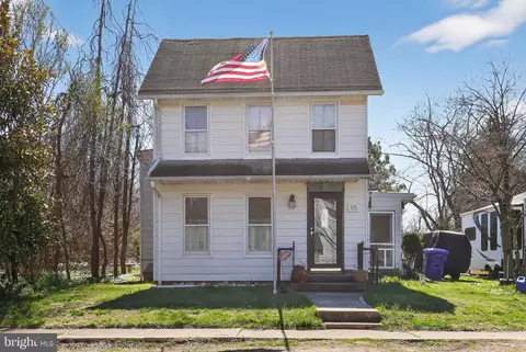 115 2nd St, Crumpton, MD 21628