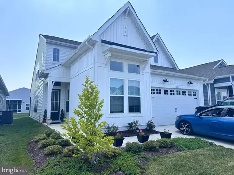 233 Peregrine Dr, Chester, MD 21619