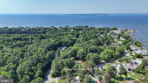 Chester River Drive, Grasonville, MD 21638