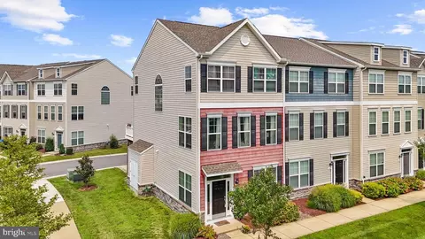102 Sophie Ln, Stevensville, MD 21666