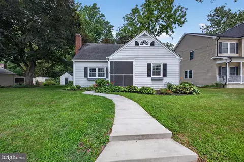 213 Elm St, Centreville, MD 21617