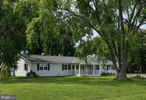 2200 Bennett Point Rd, Queenstown, MD 21658