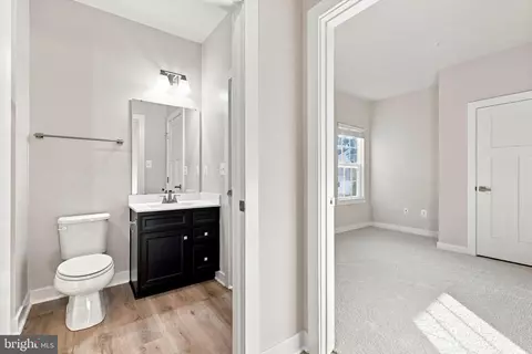 Entry Way - 106 Pixie Ct, Grasonville, MD 21638 photo 9 of 11