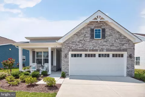 118 Broadwater Dr, Chester, MD 21619