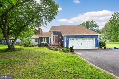 1700 Bennett Point Rd, Queenstown, MD 21658