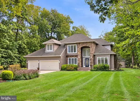 14 Fairway Is, Grasonville, MD 21638