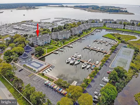114 Oyster Cove Dr #1C, Grasonville, MD 21638