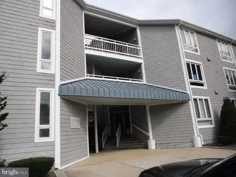 114 Oyster Cove Dr #1C, Grasonville, MD 21638