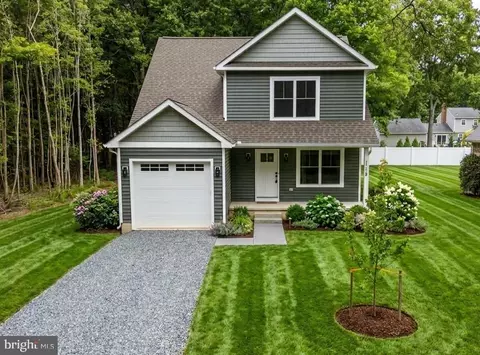 111 Chestnut Rd, Stevensville, MD 21666