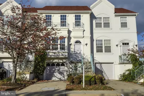41 D Queen Catherine Ct, Chester, MD 21619