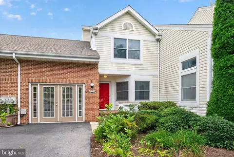 6005 Bridgepointe Dr, Chester, MD 21619