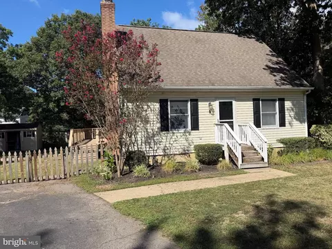 9 Ackerman, Stevensville, MD 21666