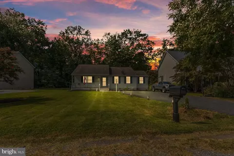 909 Petinot Pl, Stevensville, MD 21666