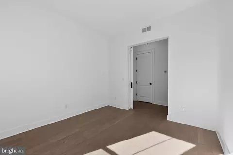 Bedroom - 118 Kinglet Ct, Chester, MD 21619 photo 1 of 2