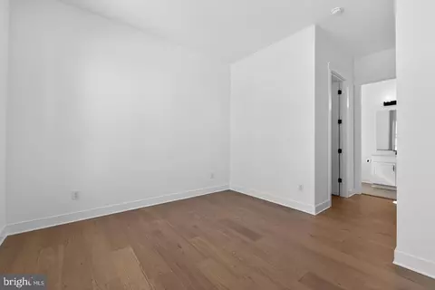 Bedroom - 118 Kinglet Ct, Chester, MD 21619 photo 2 of 2