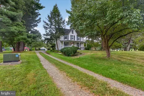 300 Cemetery Ln, Church Hill, MD 21623