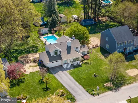 407 Five Farms Dr, Stevensville, MD 21666