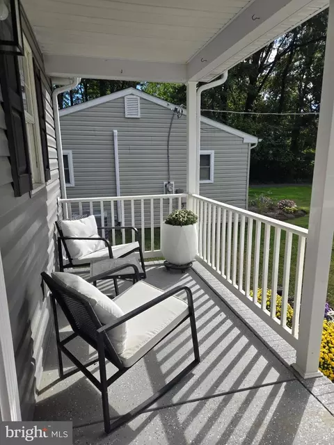 Exterior - 117 Wright Rd, Chester, MD 21619 photo 3 of 8