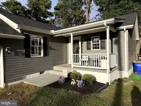 Exterior - 117 Wright Rd, Chester, MD 21619 photo 2 of 8