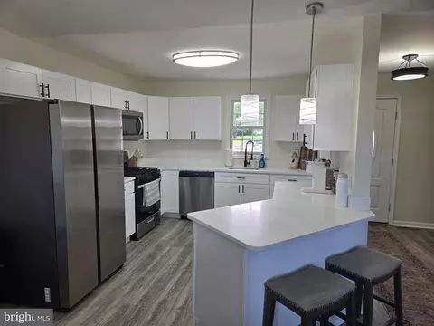 Kitchen - 117 Wright Rd, Chester, MD 21619 photo 4 of 4