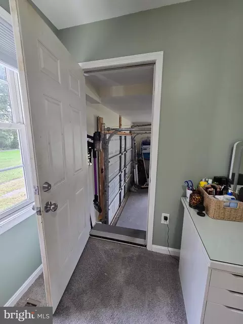 Entry Way - 117 Wright Rd, Chester, MD 21619 photo 11 of 11