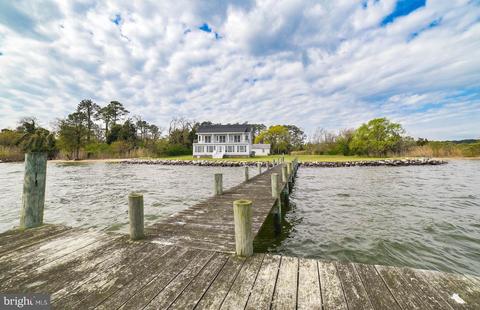16168 Piney Point Rd, Piney Point, MD 20674 photo 1