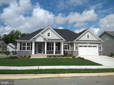 23981 Woodmore Dr, Hollywood, MD 20636
