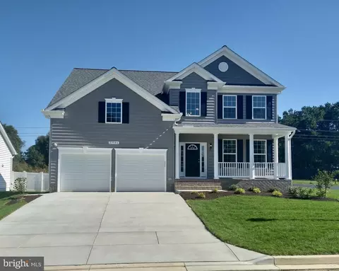 23946 Woodmore Dr, Hollywood, MD 20636