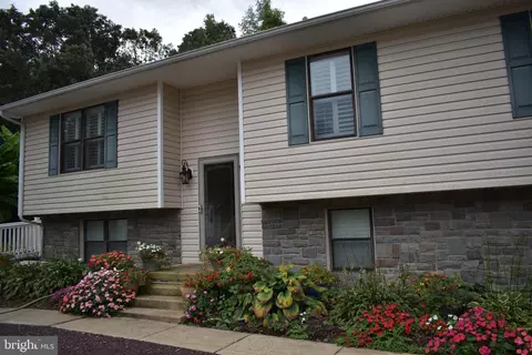 45327 Abell Dr, California, MD 20619