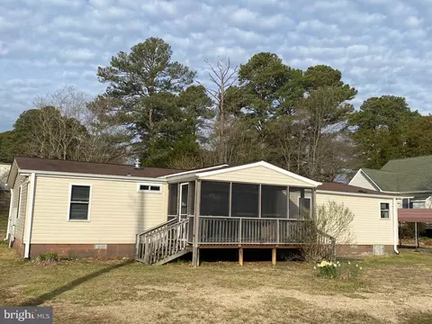17465 Poplar St, Piney Point, MD 20674 photo 4