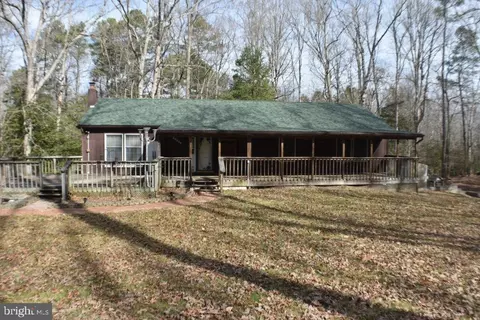 20692 Willows Rd, Lexington Park, MD 20653