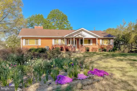 24548 Half Pone Point Rd, Hollywood, MD 20636