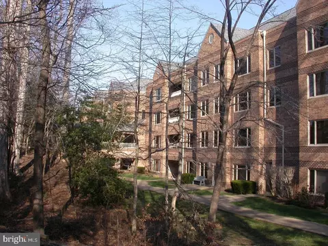 23140 Cobblestone Ln #409, California, MD 20619